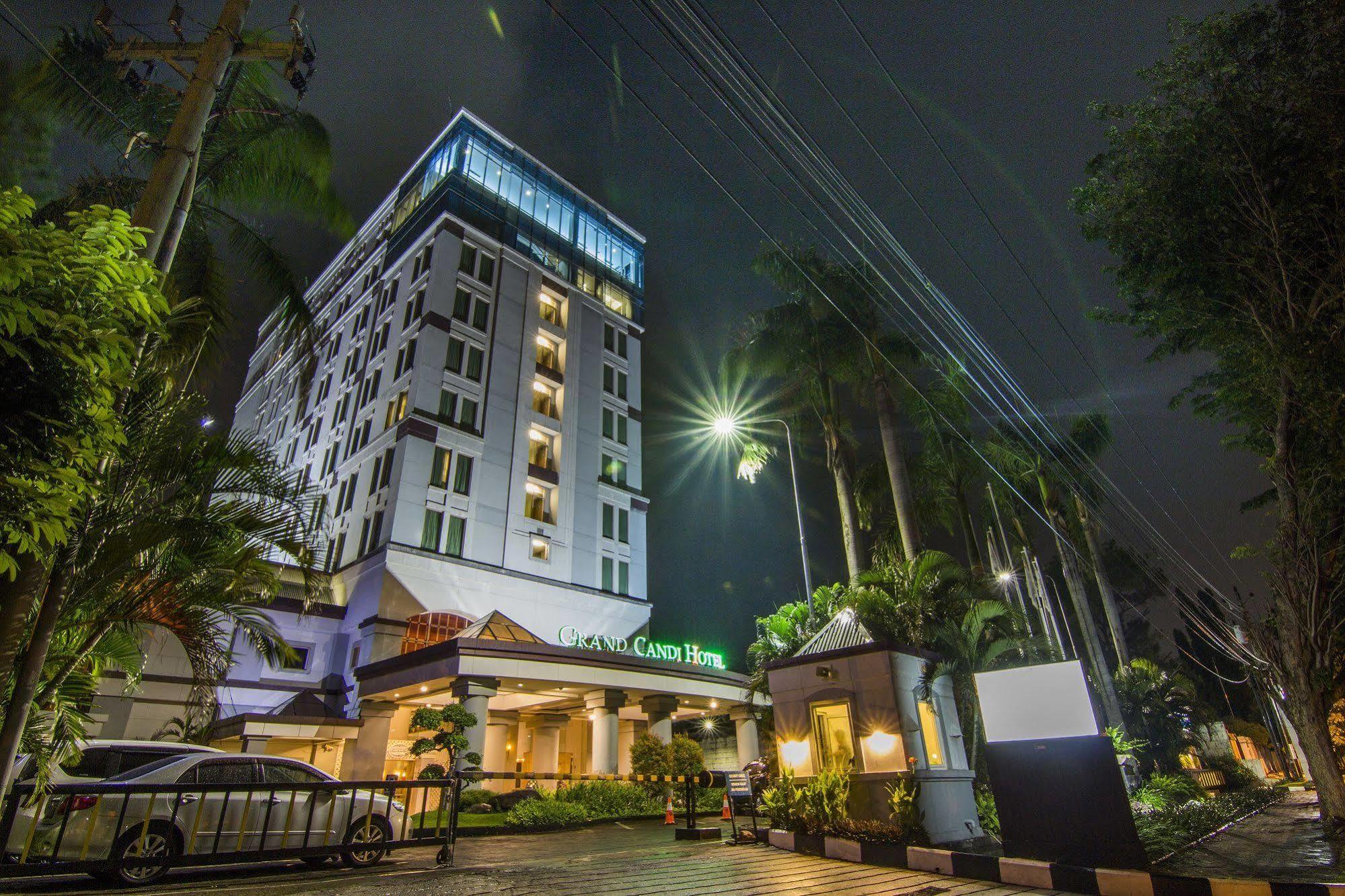 Grand Candi Hotel Semarang Extérieur photo